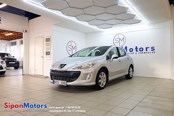 Peugeot 308 2 of 5