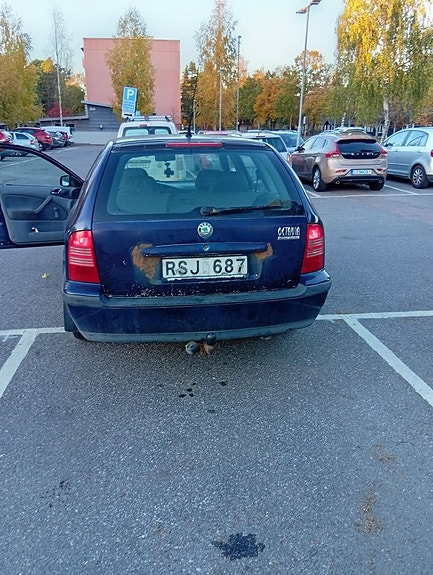 Skoda Octavia 3 of 5