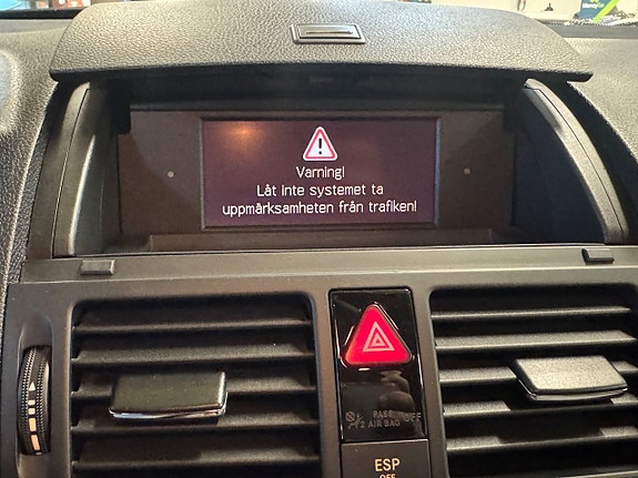 Mercedes-Benz C200 18 of 21