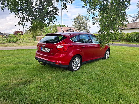 Ford Focus 4 of 5