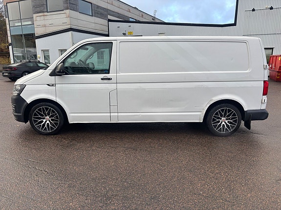 Volkswagen Transporter 4 of 5