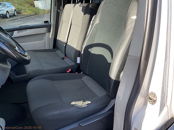 Volkswagen Transporter 18 of 27