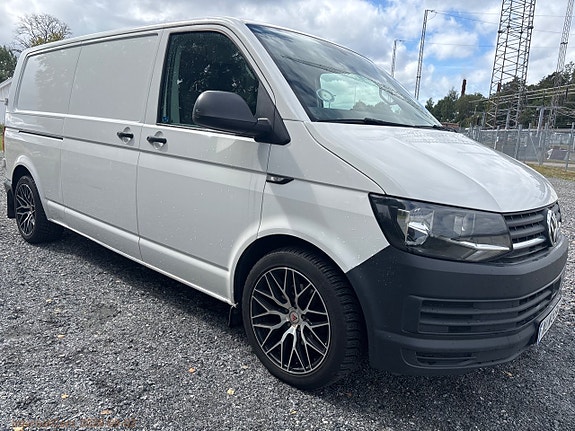 Volkswagen Transporter 3 of 27