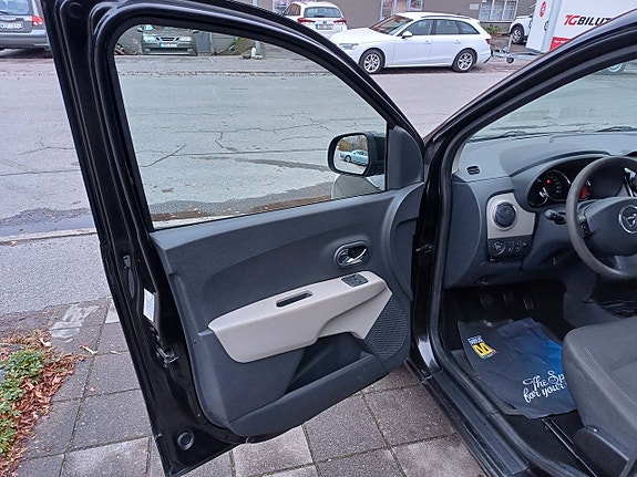 Dacia Lodgy 11 of 24