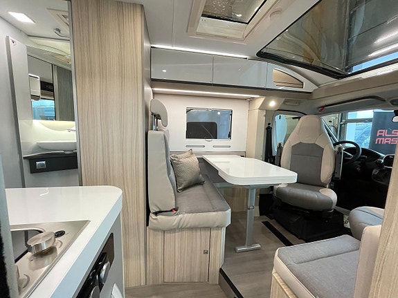 Adria Compact Supreme SL / B-körkort / under 7m / Automat / 5 of 25