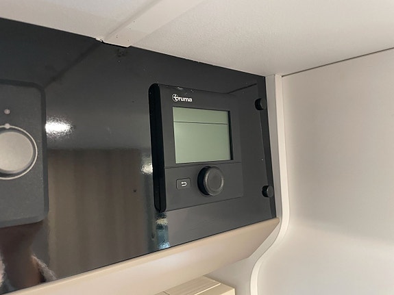 Adria Compact Supreme SL / B-körkort / under 7m / Automat / 21 of 25
