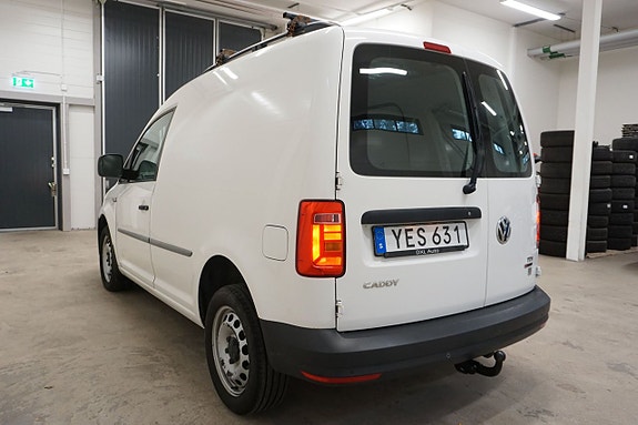 Volkswagen Caddy 8 of 24