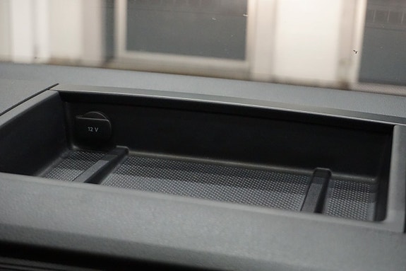 Volkswagen Caddy 23 of 24