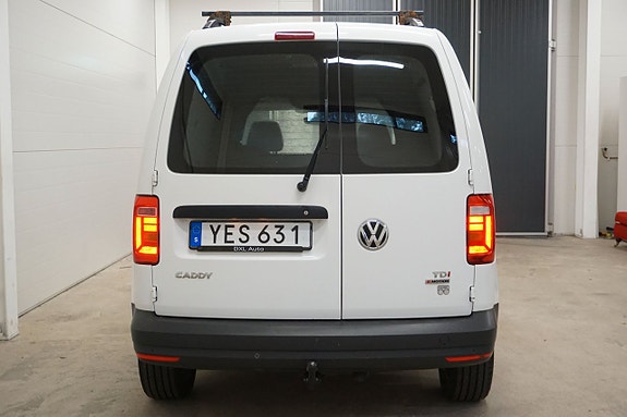 Volkswagen Caddy 7 of 24