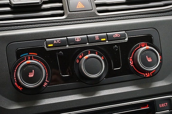 Volkswagen Caddy 19 of 24