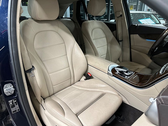 Mercedes-Benz GLC220 d 13 of 27