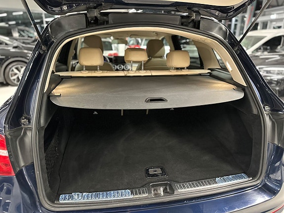 Mercedes-Benz GLC220 d 20 of 27