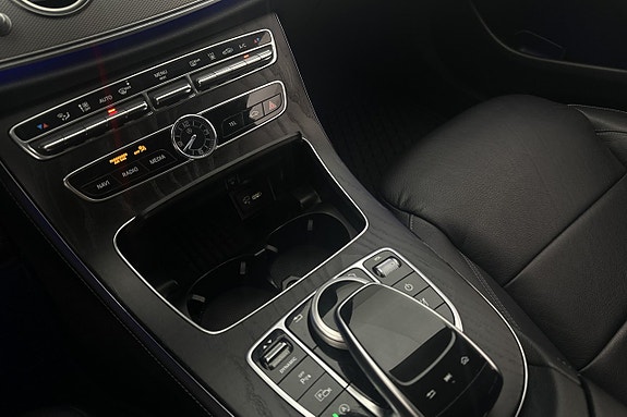 Mercedes-Benz E220 d 23 of 30