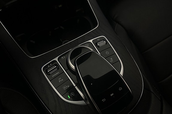 Mercedes-Benz E220 d 25 of 30