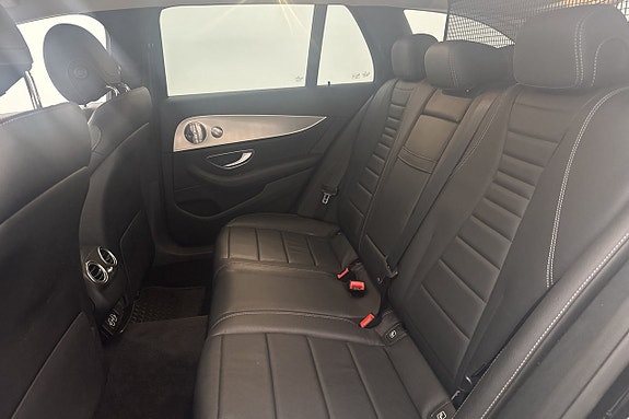 Mercedes-Benz E220 d 11 of 30