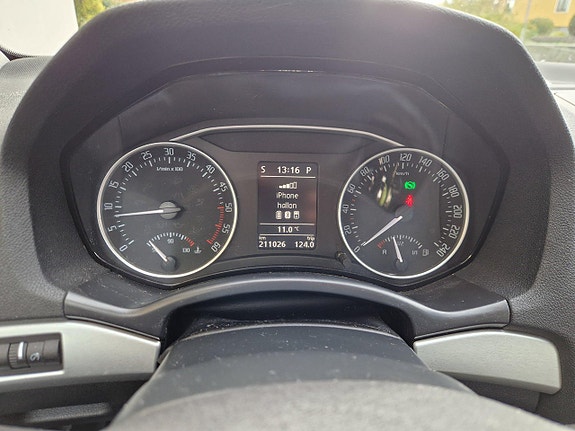 Skoda Octavia 8 of 15