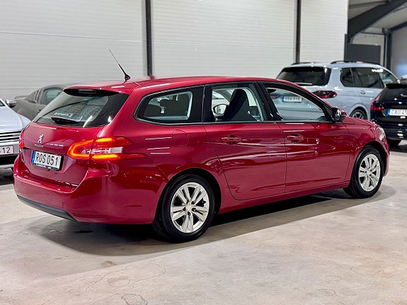 Peugeot 308 SW 4 of 12