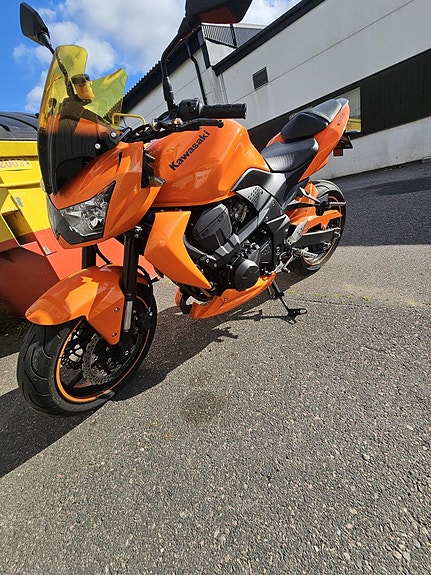Kawasaki 4 of 5