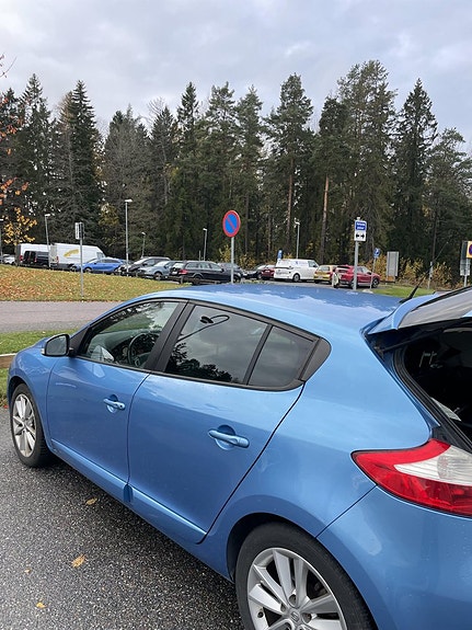 Renault Megane III 5 of 6