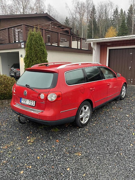 Volkswagen Passat 3 of 5