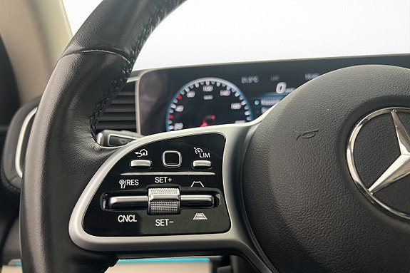 Mercedes-Benz GLE350 de 13 of 29