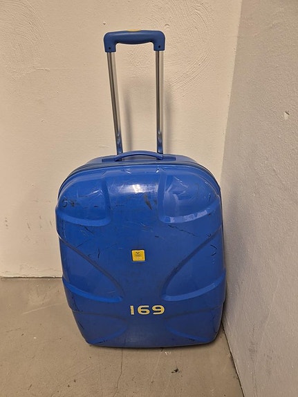 Product image 1 of 3