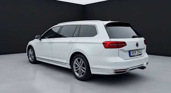 Volkswagen Passat 3 of 5