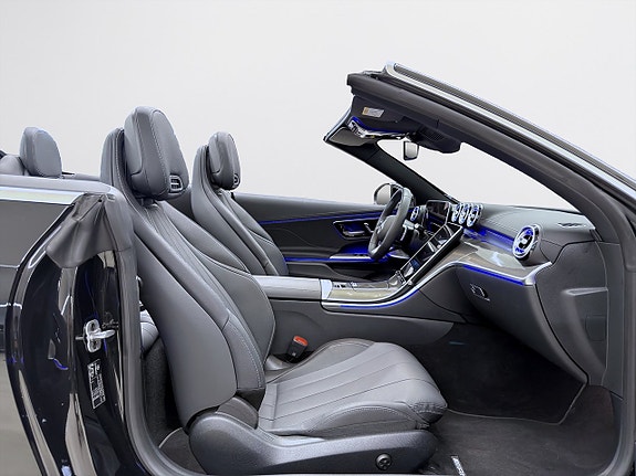 Mercedes-Benz CLE300 14 of 22