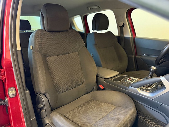 Peugeot 3008 7 of 13