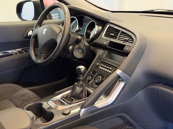 Peugeot 3008 11 of 13