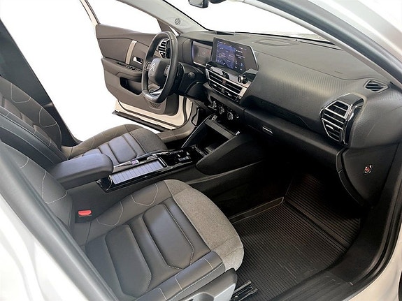 Citroen C4 X 14 of 18