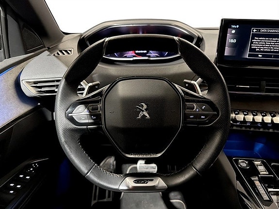 Peugeot 5008 8 of 16
