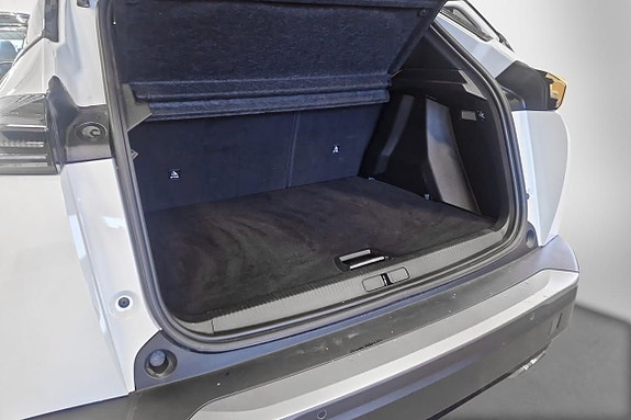 Peugeot 2008 7 of 13