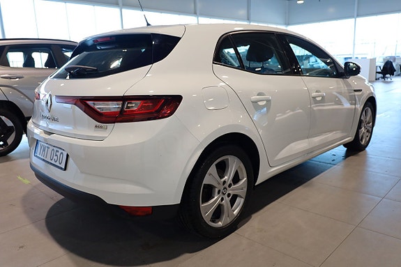 Renault Megane IV 5 of 5