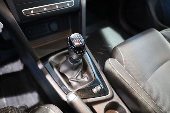 Renault Megane 16 of 18