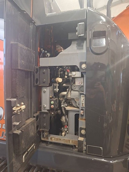Hitachi ZX 225 US LC-7 MED BLAD , UTHYRES 12 of 17