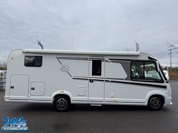 Knaus L!VE I 700 MEG 4 of 21