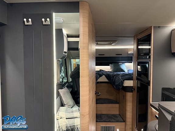 Knaus L!VE I 700 MEG 13 of 21