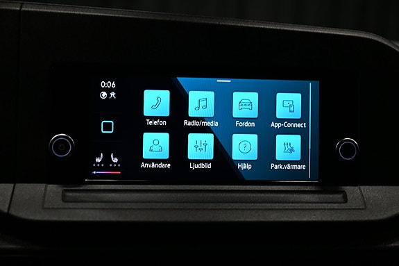 Volkswagen Caddy 18 of 27
