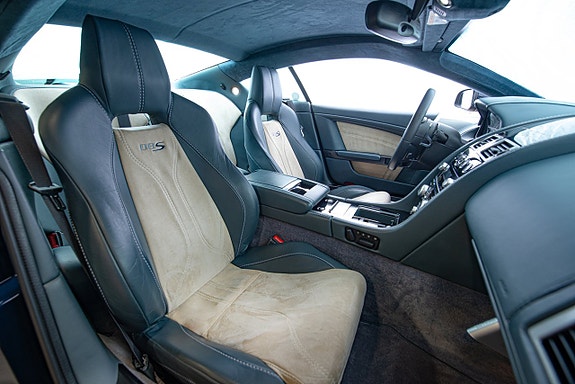 Aston Martin DBS 17 of 30