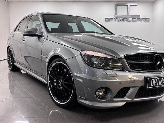 Mercedes-Benz C63 2 of 18