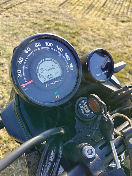 Royal Enfield Scram 411 7 of 7