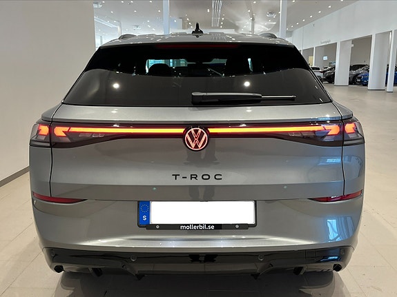 Volkswagen T-Roc 9 of 23