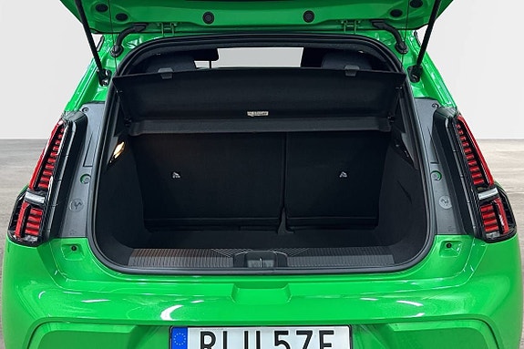 Renault 5 E-Tech 8 of 16