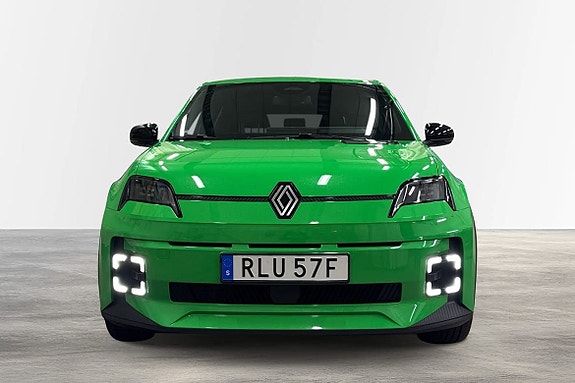 Renault 5 E-Tech 2 of 16