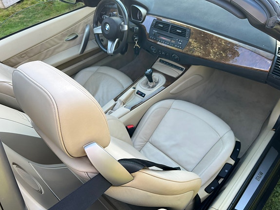 BMW Z4 7 of 12