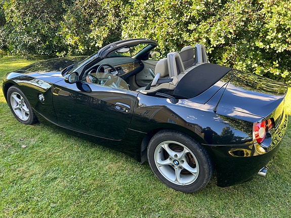 BMW Z4 5 of 5