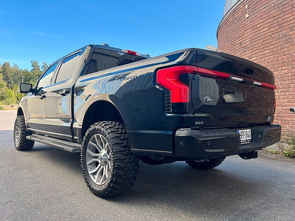 Ford F-150 6 of 14