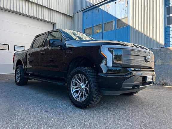 Ford F-150 2 of 14