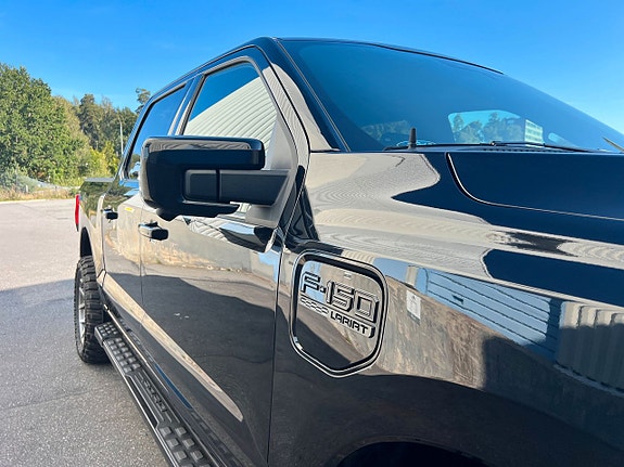 Ford F-150 7 of 14